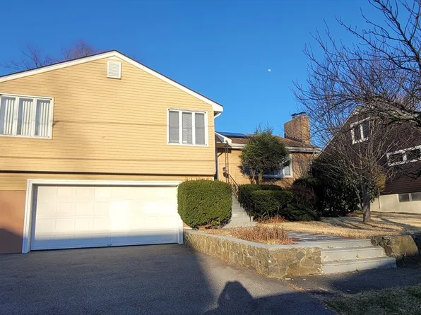 12 Priscilla Rd, Swampscott, MA 01907