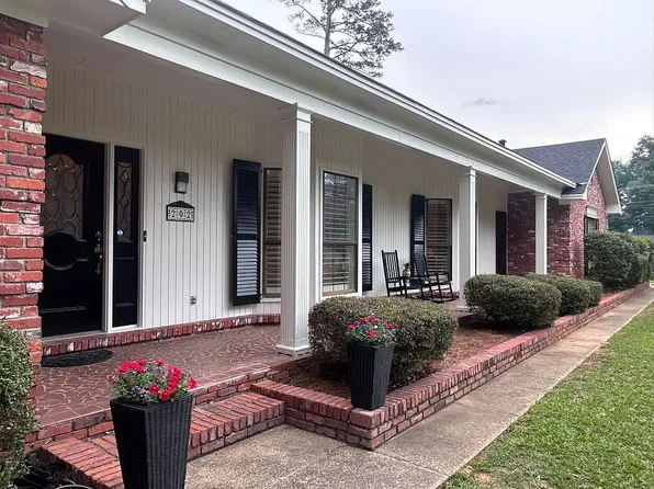 202 Pine Ridge Rd, Prattville, AL 36067