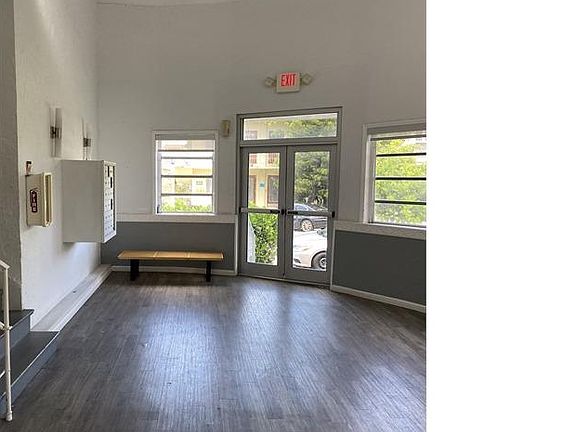 5th image of 420 78th St APT 33