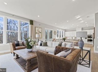 1006 Appaloosa Ct SW, Leesburg, VA 20175