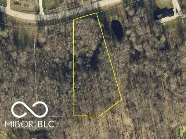 22035 Redding Woods, Seymour, IN 47274