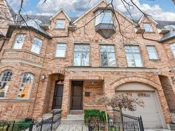 29 Webster Ave, Toronto, ON M5R 1N6