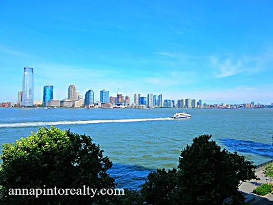 Sold by Anna Pinto Realty | media 19