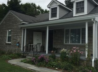 37 Hershey Ave, Paradise, PA