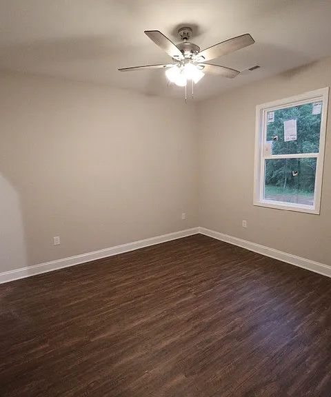 612 Vang Ct #612 — Photo 6
