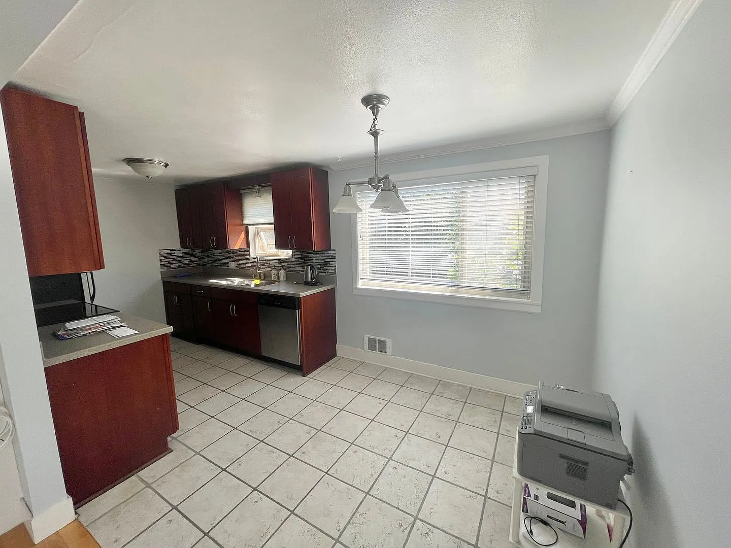 Wallingford 2-Bed Condo with Garage! — Photo 4