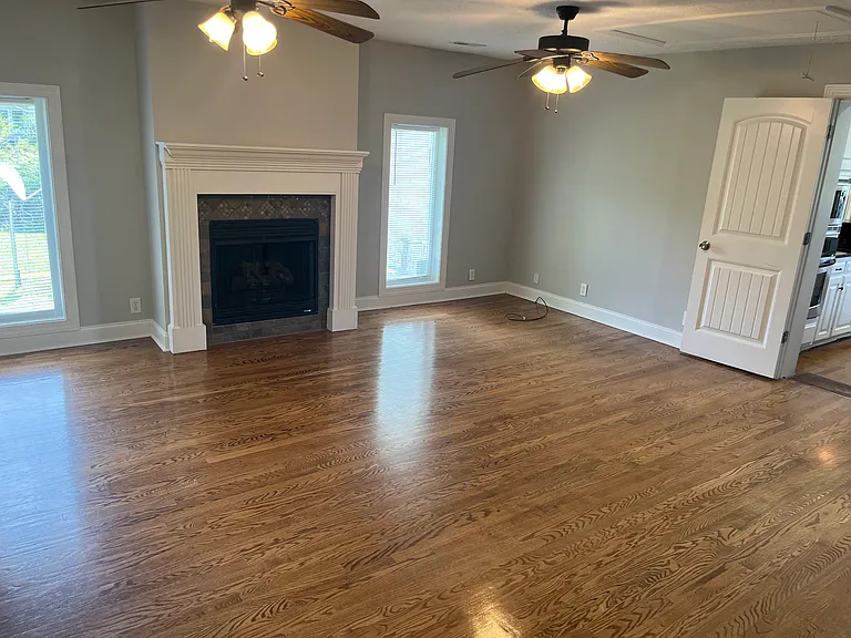 8547 Jameson Ln — Photo 4