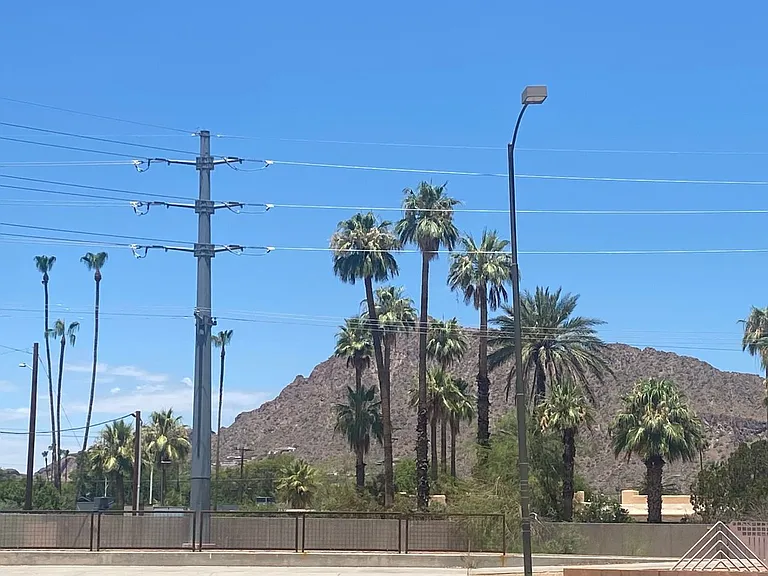 Scottsdale 5th Ave. Apartments — Photo 104
