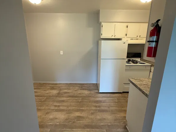 17830 Glendale St #20, Roseville, MI 48066