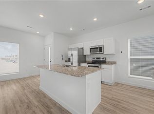 651 Saint Charles Pl, Bentonville, AR 72713