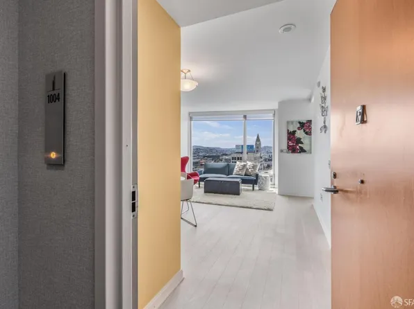 425 1st St Unit 1004, San Francisco, CA 94105