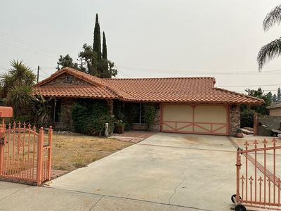 640 W C St, Colton, CA, 92324