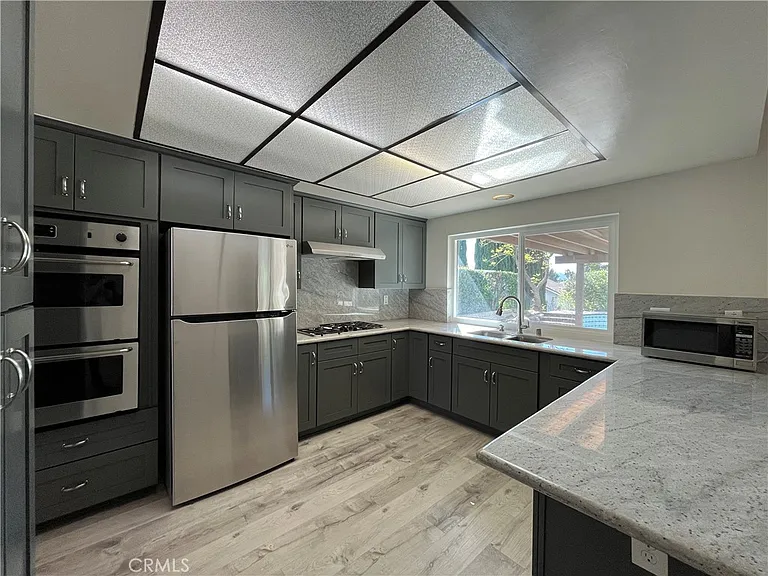 11735 La Tierra Ct — Photo 6