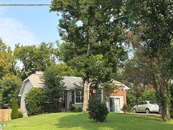 1223 Cedarbend Dr, Mount Juliet, TN 37122