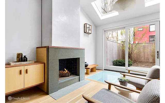 Sold by Douglas Elliman | media 16