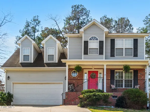 260 Chestnut Drive, Raeford, NC 28376