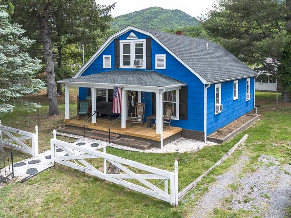 1716 Maple Ave, Buena Vista, VA 24416