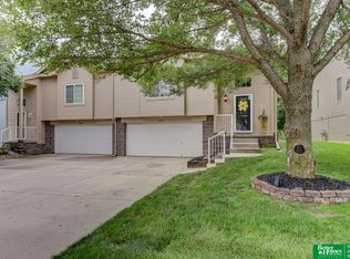 4560 S 189th St, Omaha, NE 68135