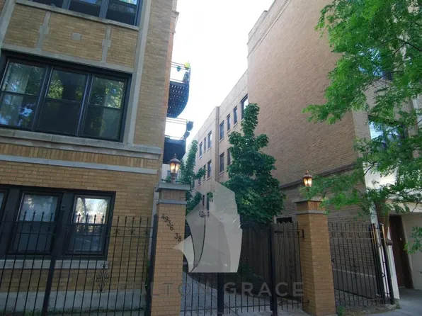 4936 N Winthrop Ave #1E, Chicago, IL 60640