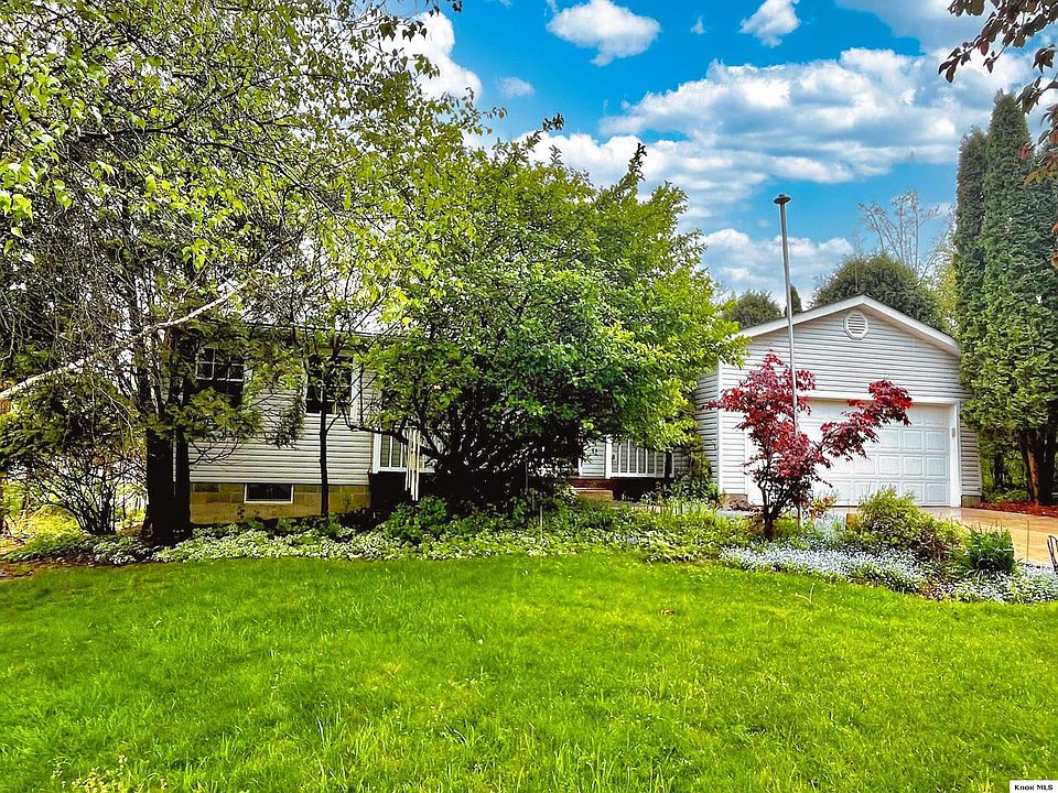 1st image of 714 Greenbriar Cir