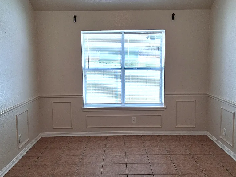 Flex Room