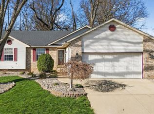 31 Windermere Dr, Glen Carbon, IL