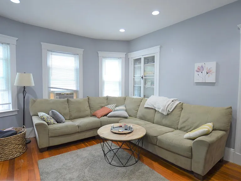 18 Hunnewell Ave #2 — Photo 1