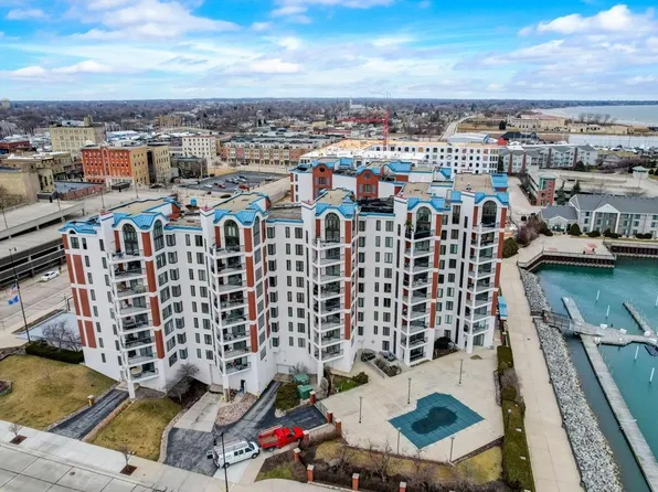 333 Lake AVENUE #805, Racine, WI 53403