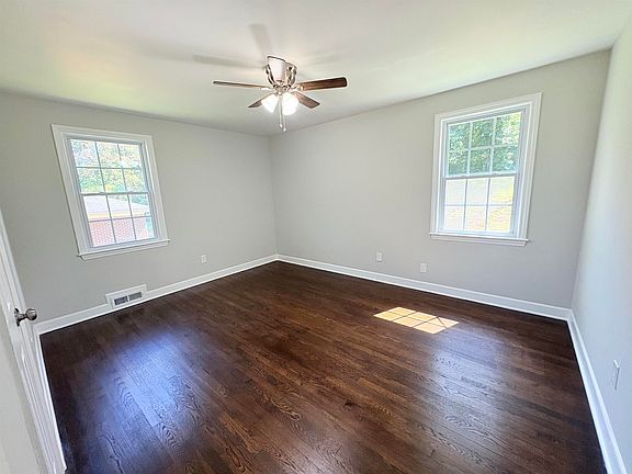 5th image of 516 Pennwood Dr