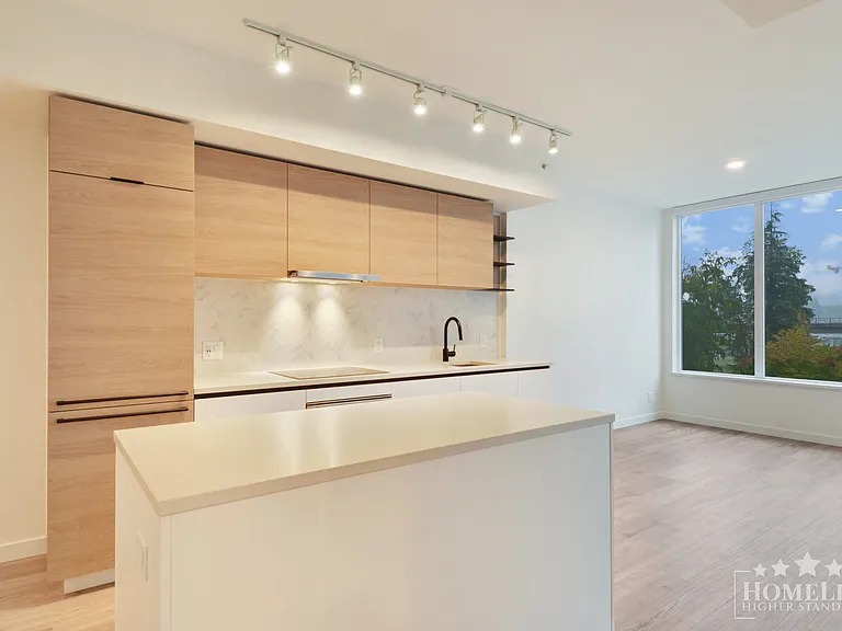 10448 University Dr #303 — Photo 8