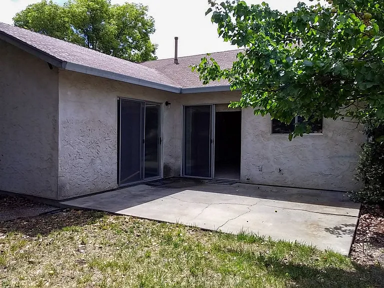 604 Alamine Dr — Photo 20