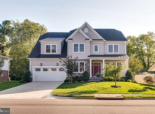 6501 Divine St, Mc Lean, VA 22101