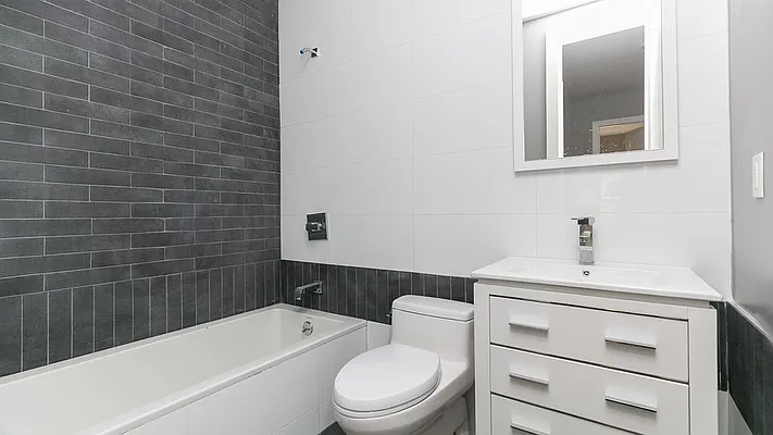 Rented by Nooklyn NYC LLC | media 9