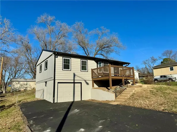 8228 Ella Ave, Kansas City, KS 66112