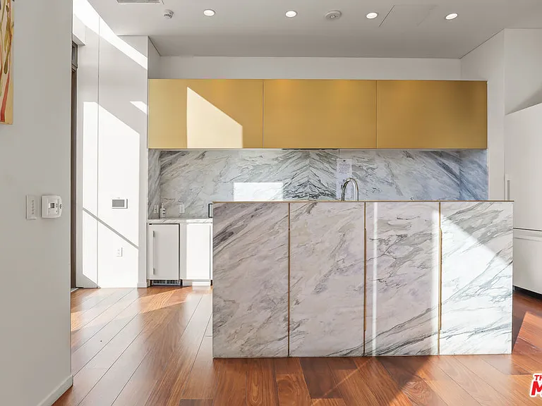 889 Francisco St #2011 — Photo 25