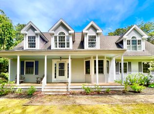 209 Cove Rd, Tisbury, MA 02568