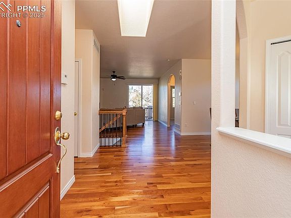 3rd image of 7685 Sierra Pine Dr