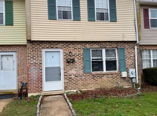 3 Dunsmore Rd, Newark, DE 19713