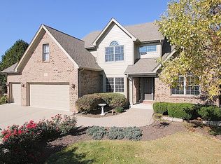 3207 Mistflower Ln, Naperville, IL 60564