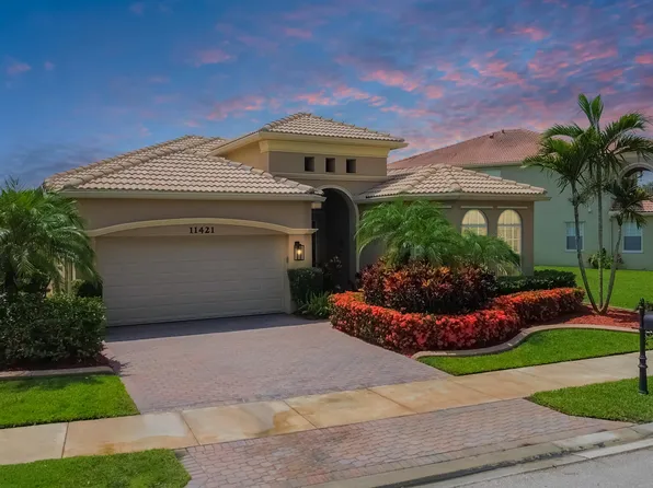 11421 SW Kingslake Circle, Port St Lucie, FL 34987