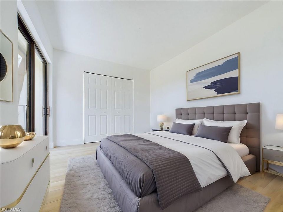 1st image of 1460 Park Shore CIR #3