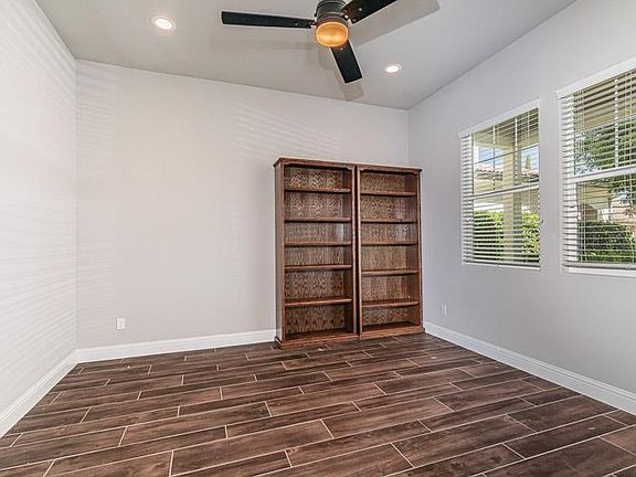 5th image of 2674 Prescott Ave