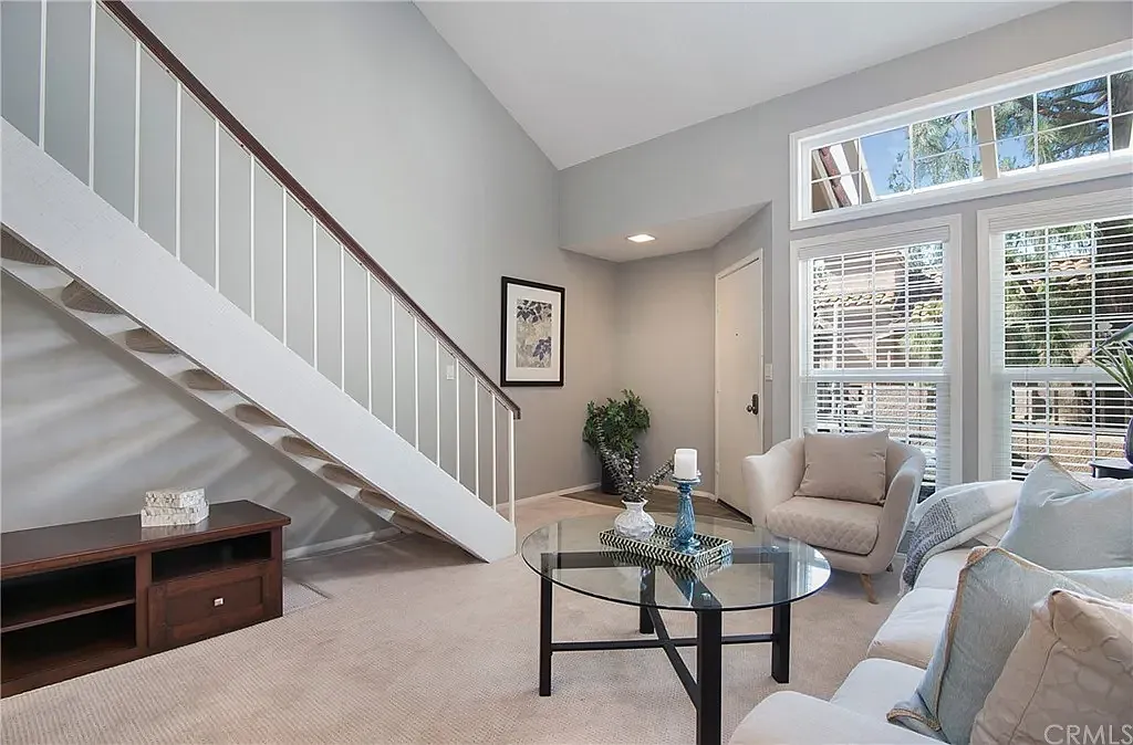 1 bed, 751 sqft, $2,995 — Photo 1