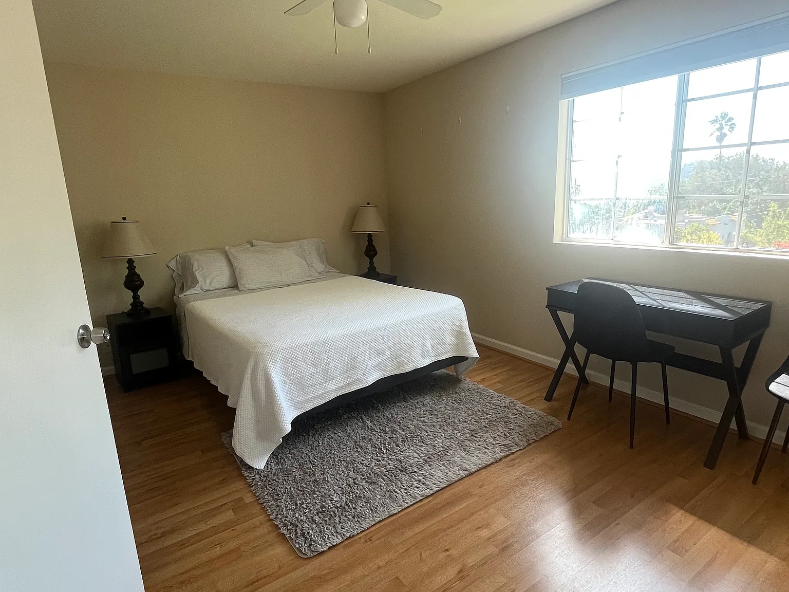 Lamont Dr — Photo 2