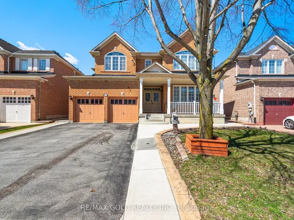 28 Latania Blvd, Brampton, ON L6P 1S9