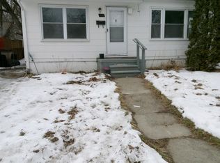 402 W Maxlow Ave, Hazel Park, MI