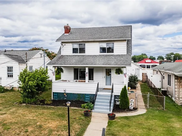 711 Bird St, Parkersburg, WV 26101