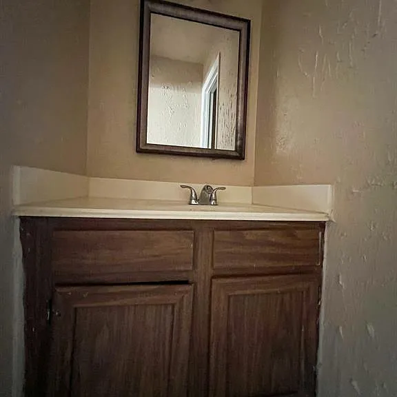 6736 W Fuqua Dr — Photo 15