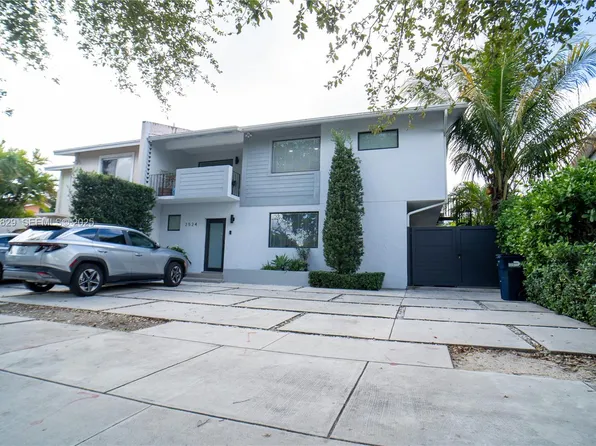 2524 SW 112th Ave, Miami, FL 33165