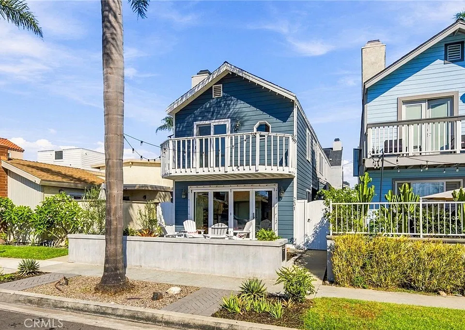 231 Elmira Ave